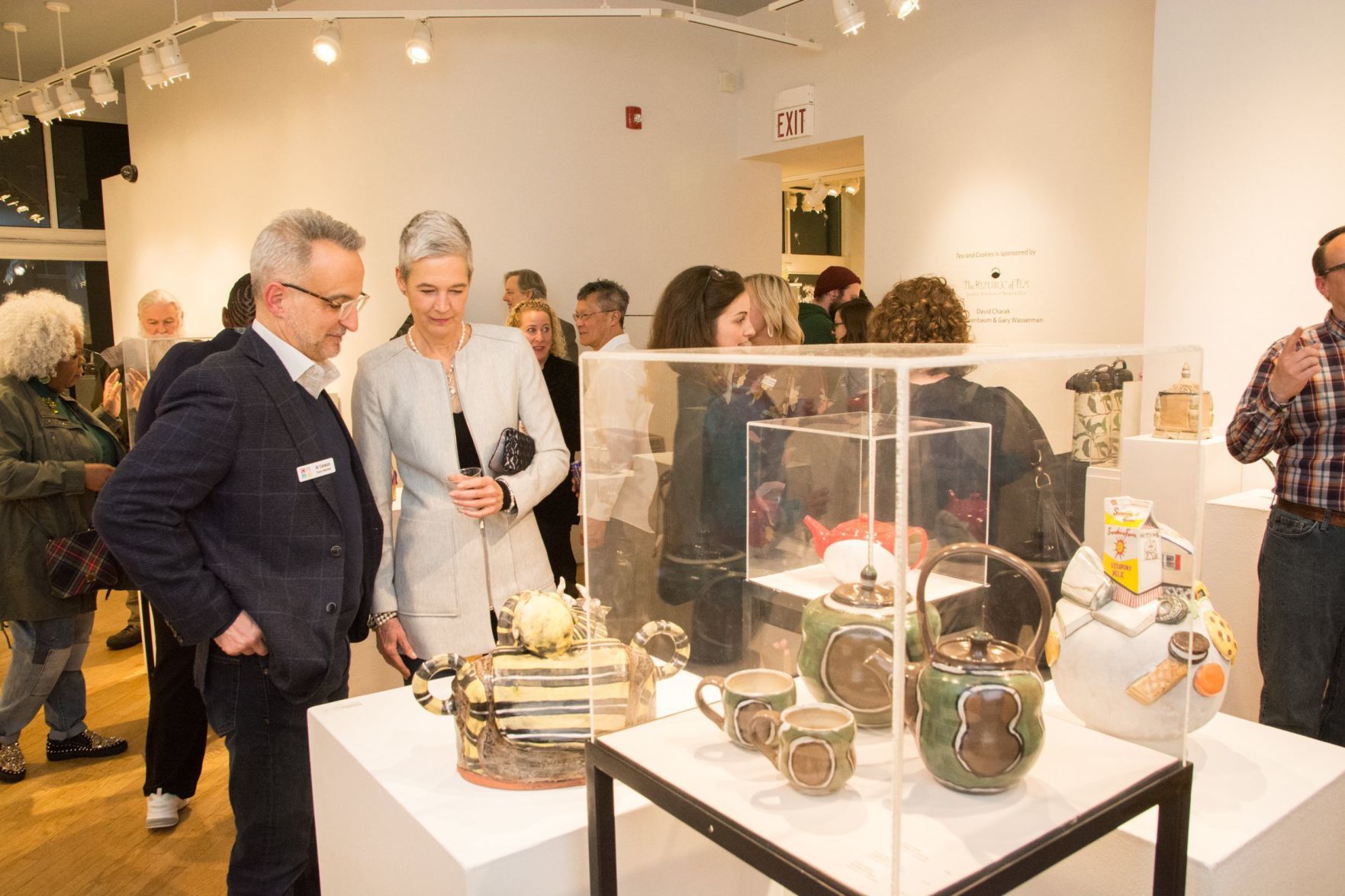 011020-Craft-Alliance-Teapot-Exhibiti-22-.JPG